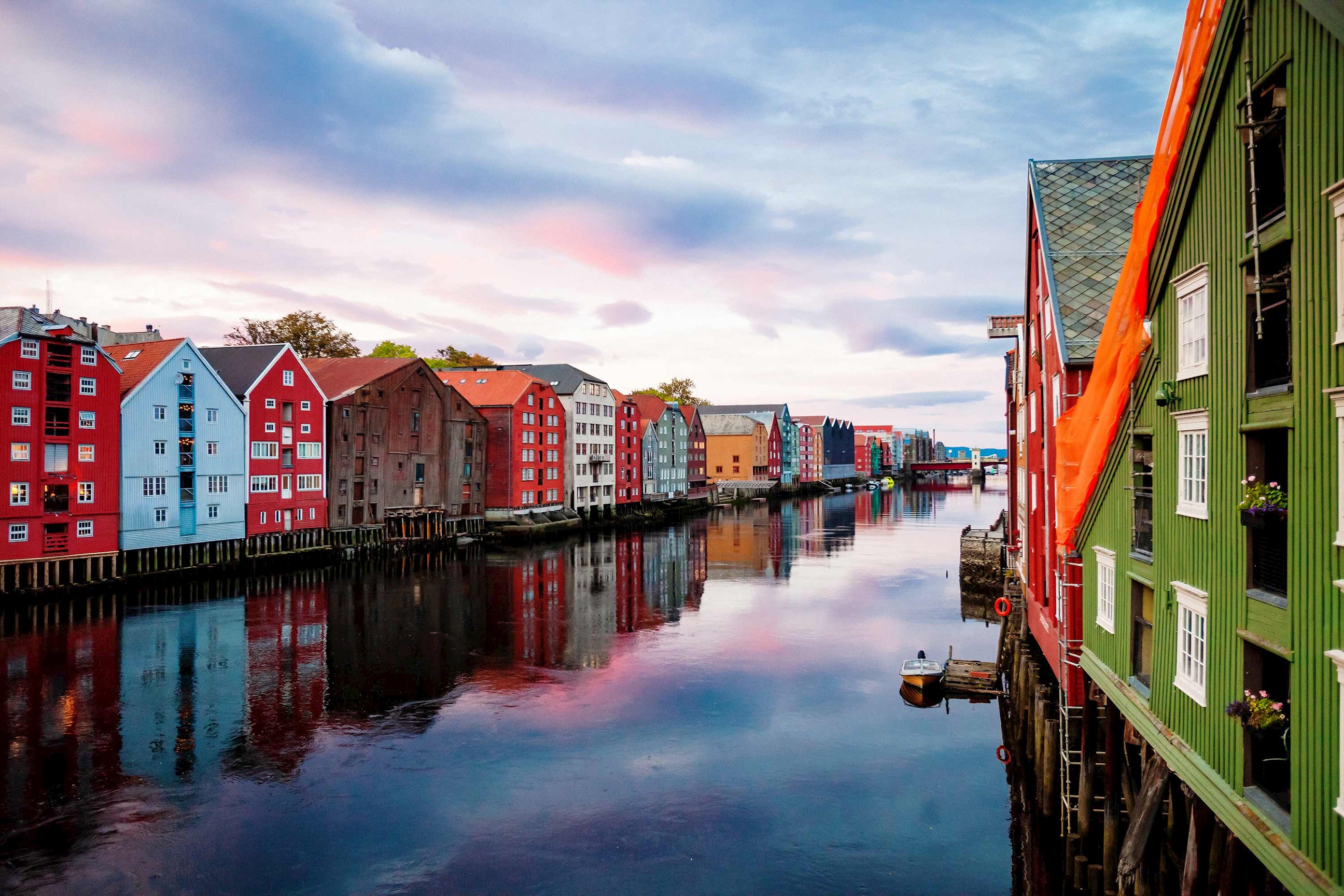 houses-canal-trondheim-norway.jpg