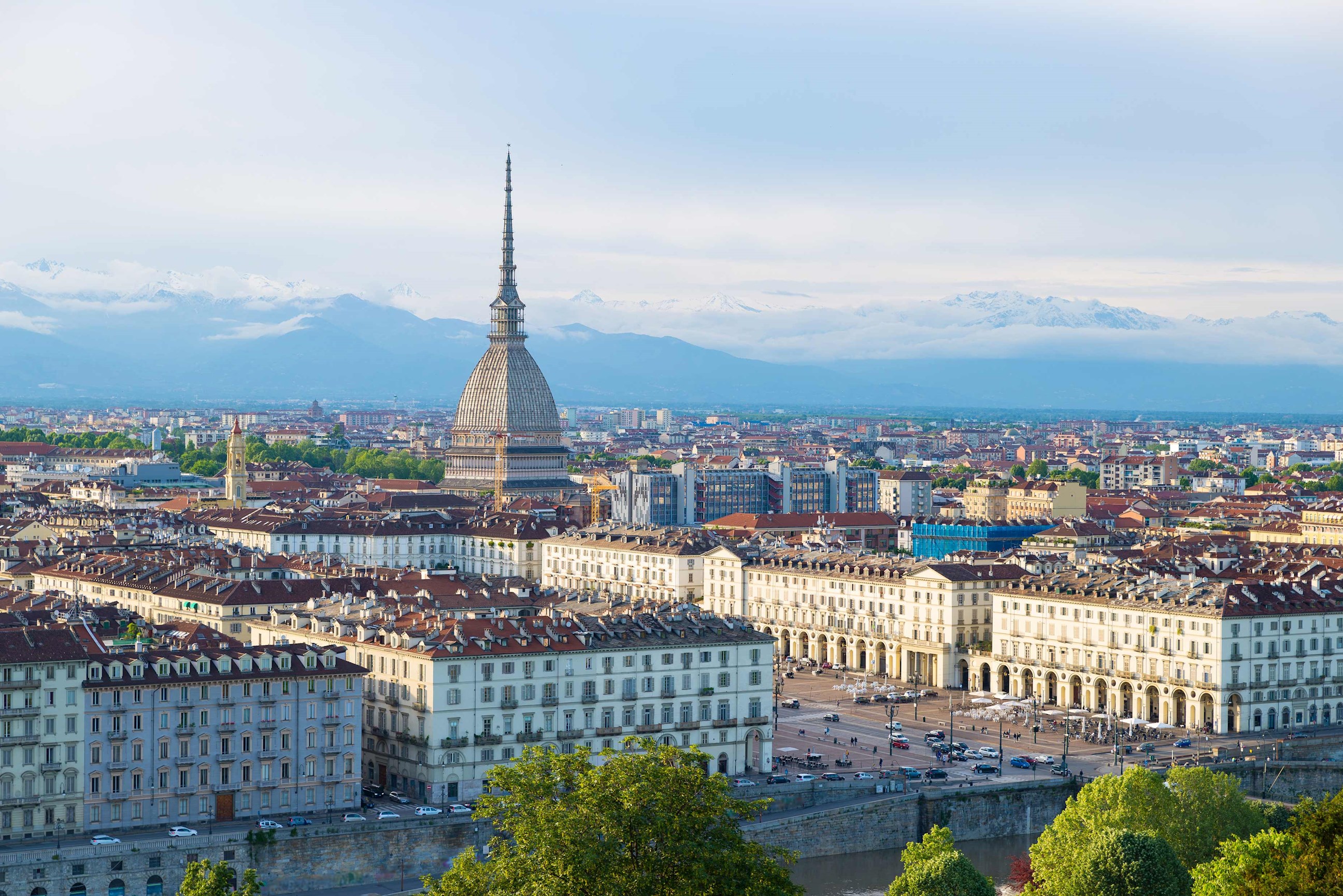 see-turins-architectural-highlights-on-an-orientation-drive-italy.jpg