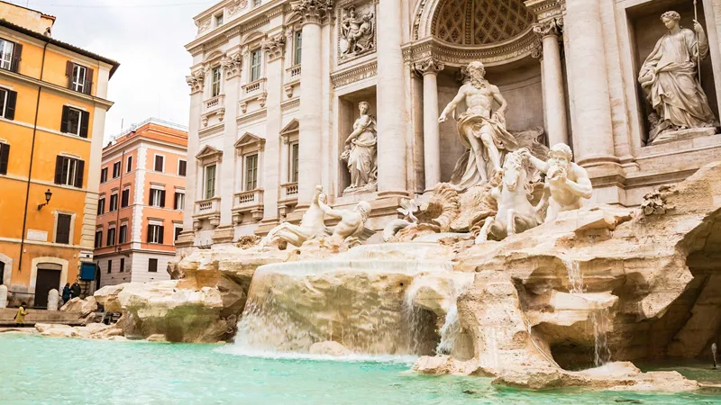 Piazza's and fountains walking tour in Rome, Italy