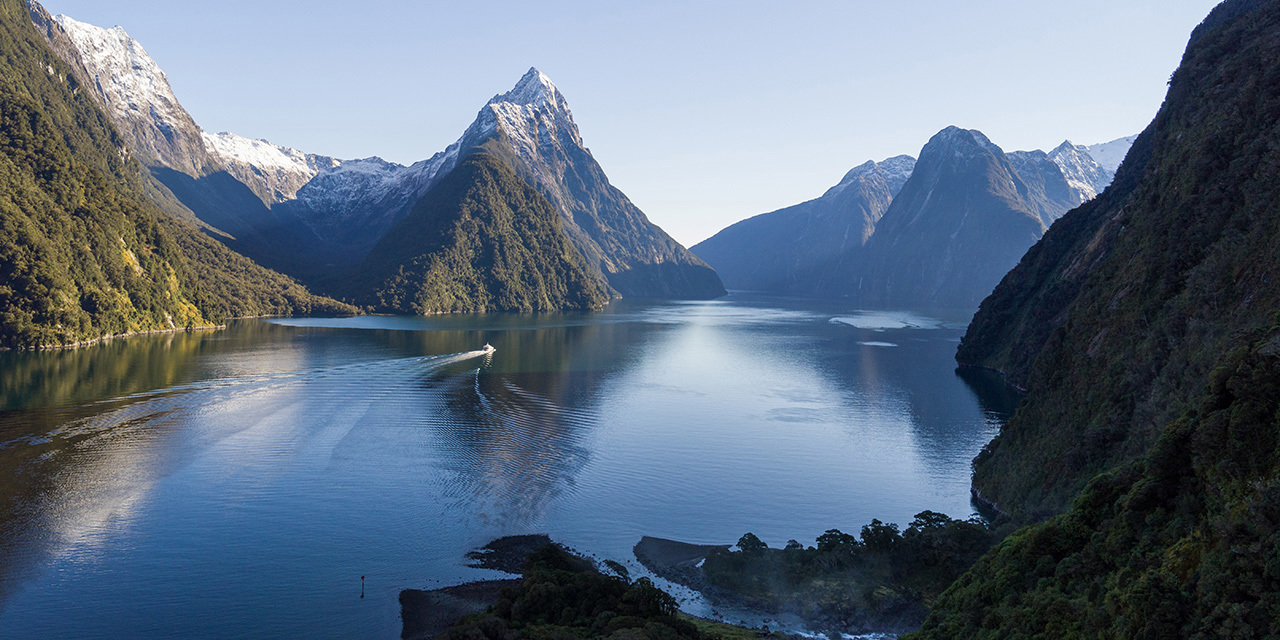 milford-sound-credit-real-nz-5.jpg