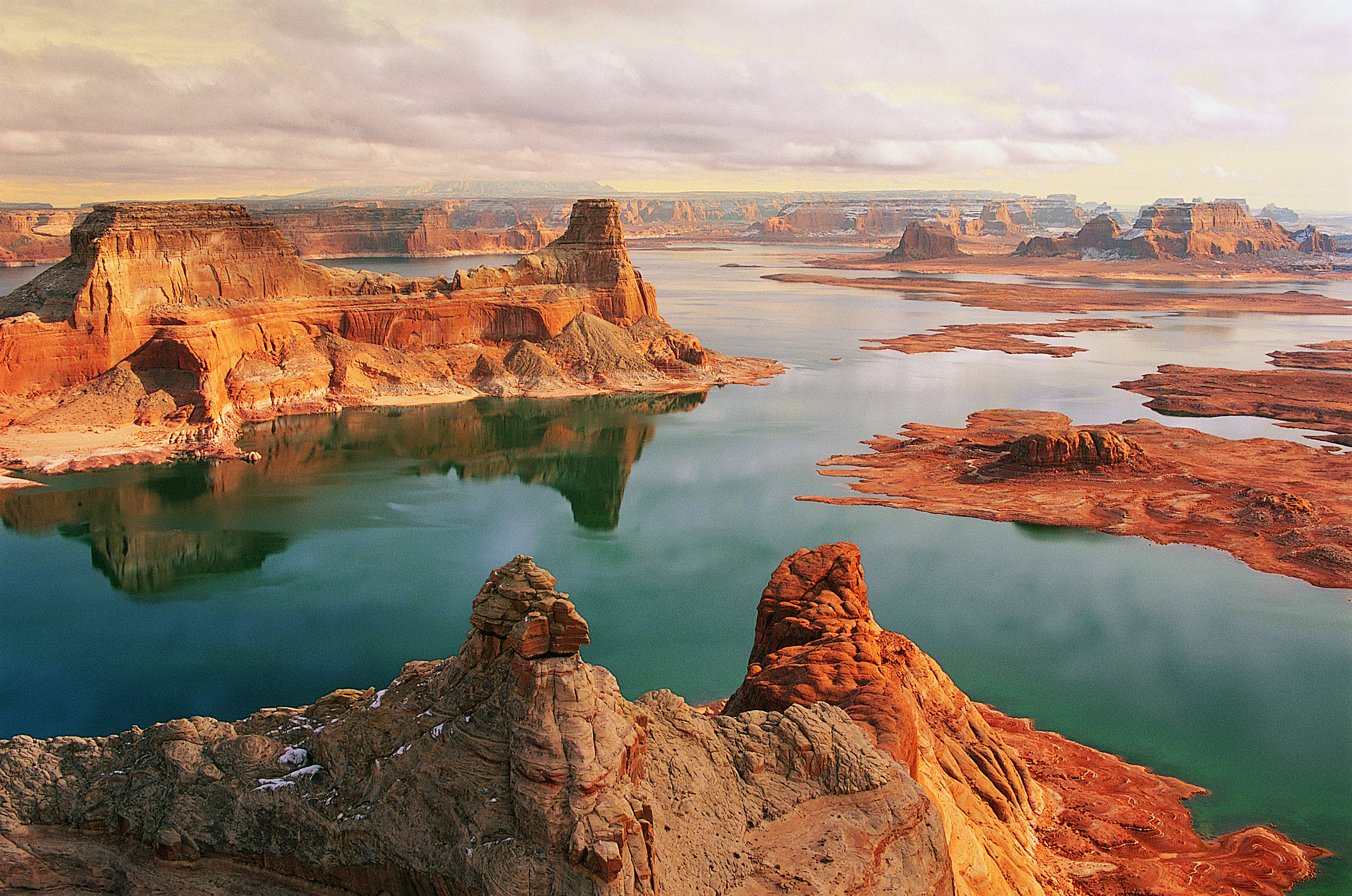 Lake Powell, Arizona, USA Dv733027