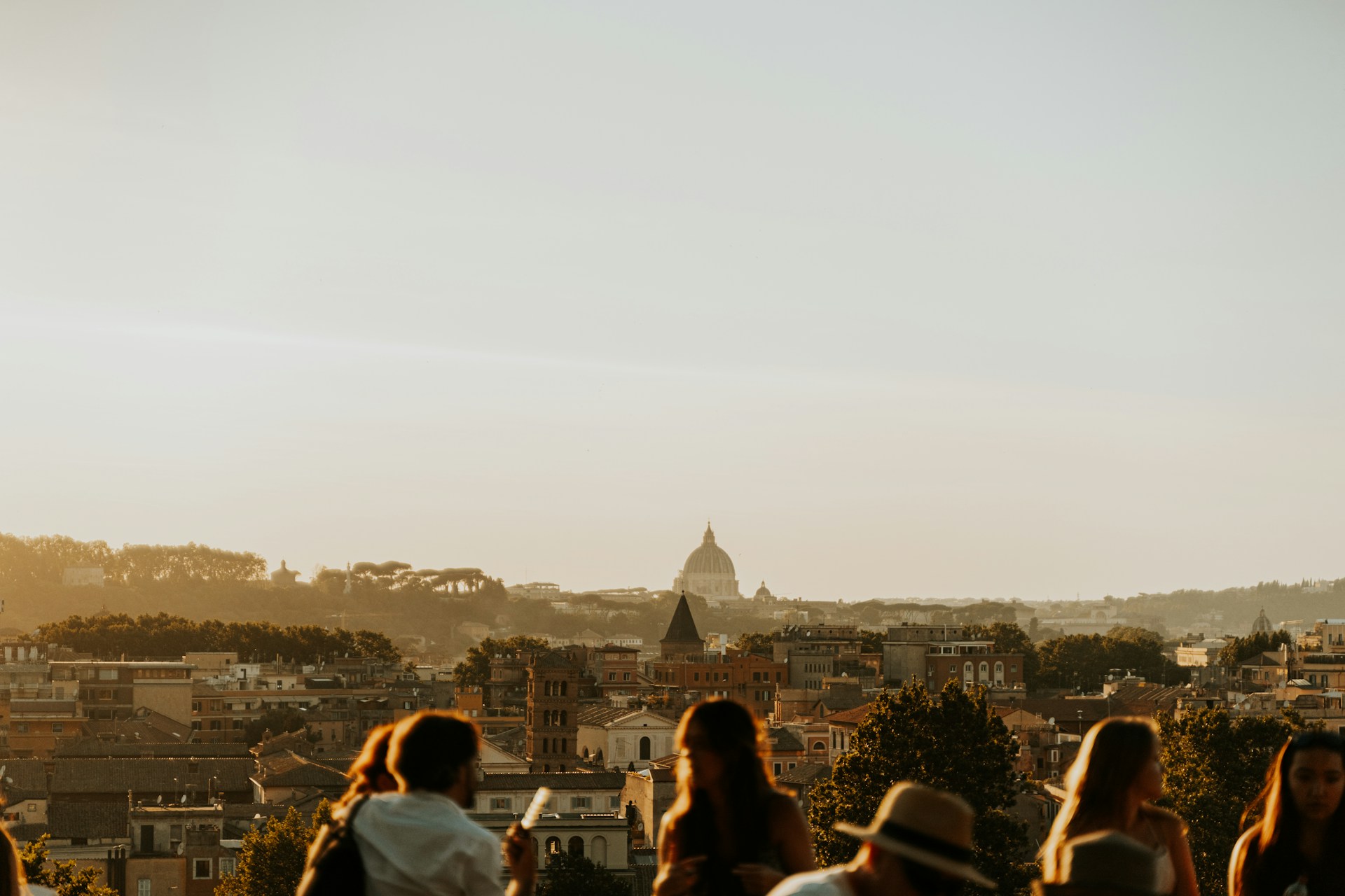 edoardo-cuoghi-cu0avmama8e-unsplash.jpg