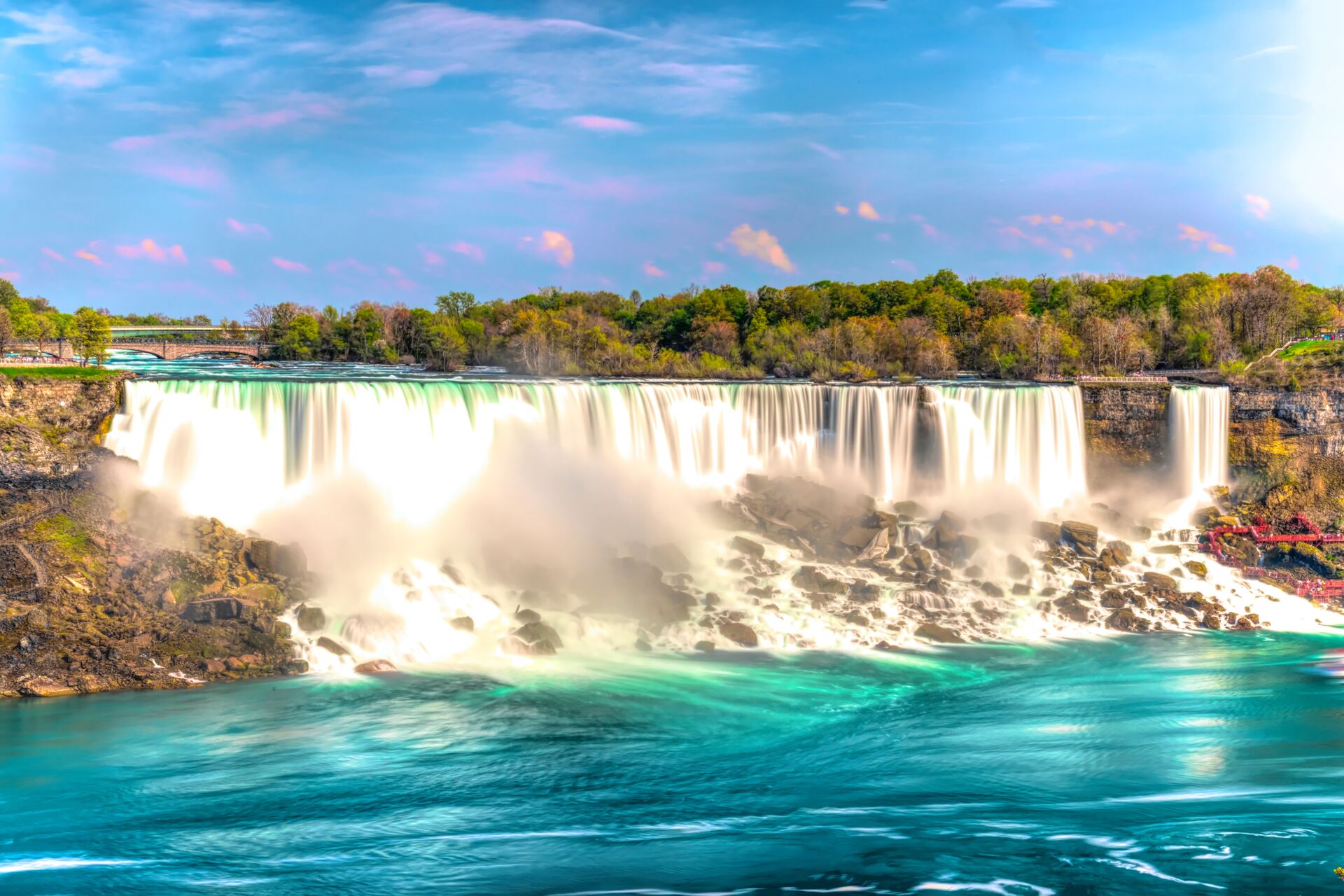 Sunny day in Niagara Falls, Canada
