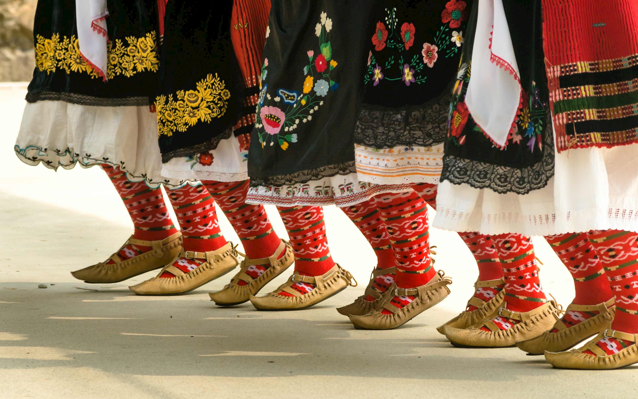 folklore-evening-dinner-sofia-bulgaria.jpg