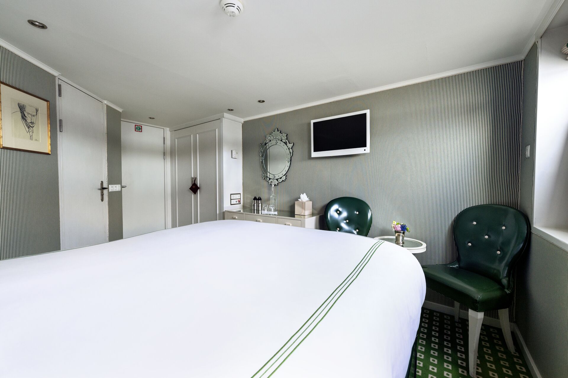 Classic Room aboard the Trafalgar Verity