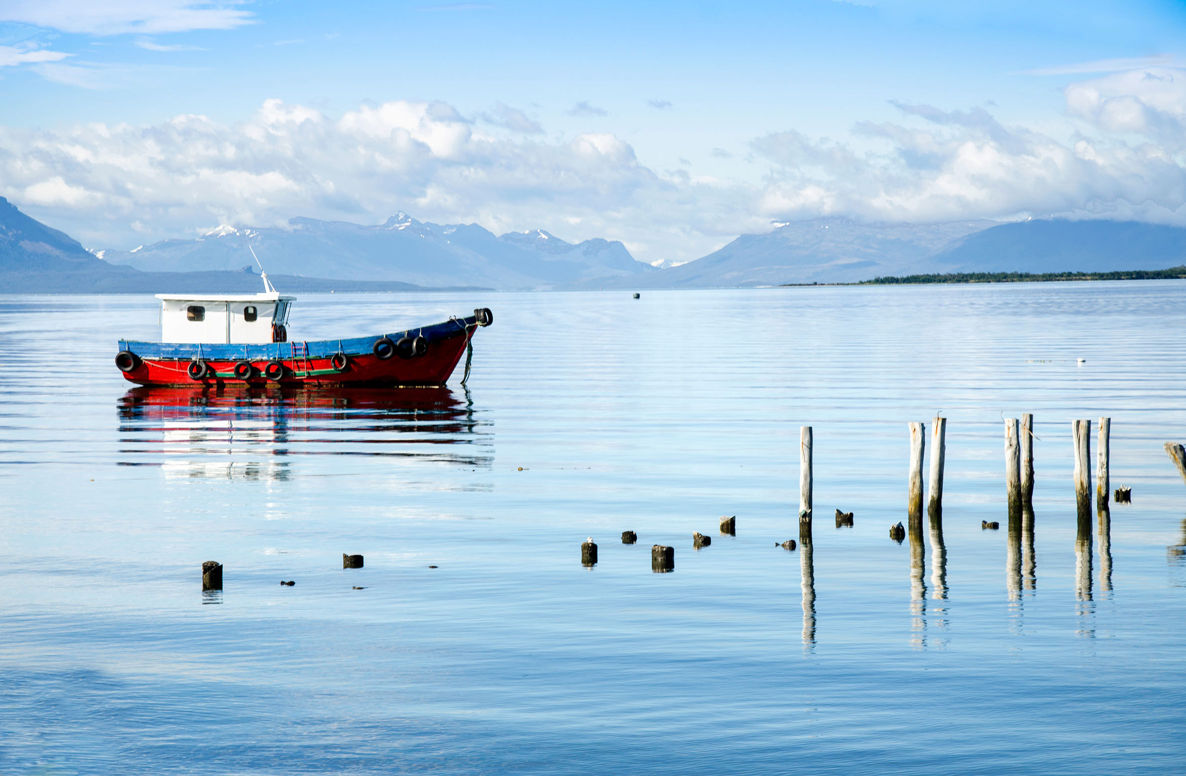 puerto-natales-chile-gettyimages-1272412362.jpg