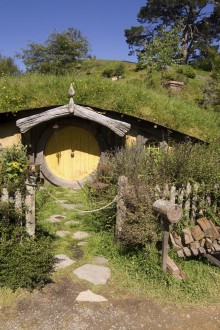 'Hobbiton' Set in New Zealand