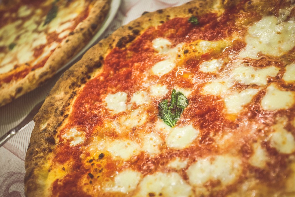 A close up of delicious pizza