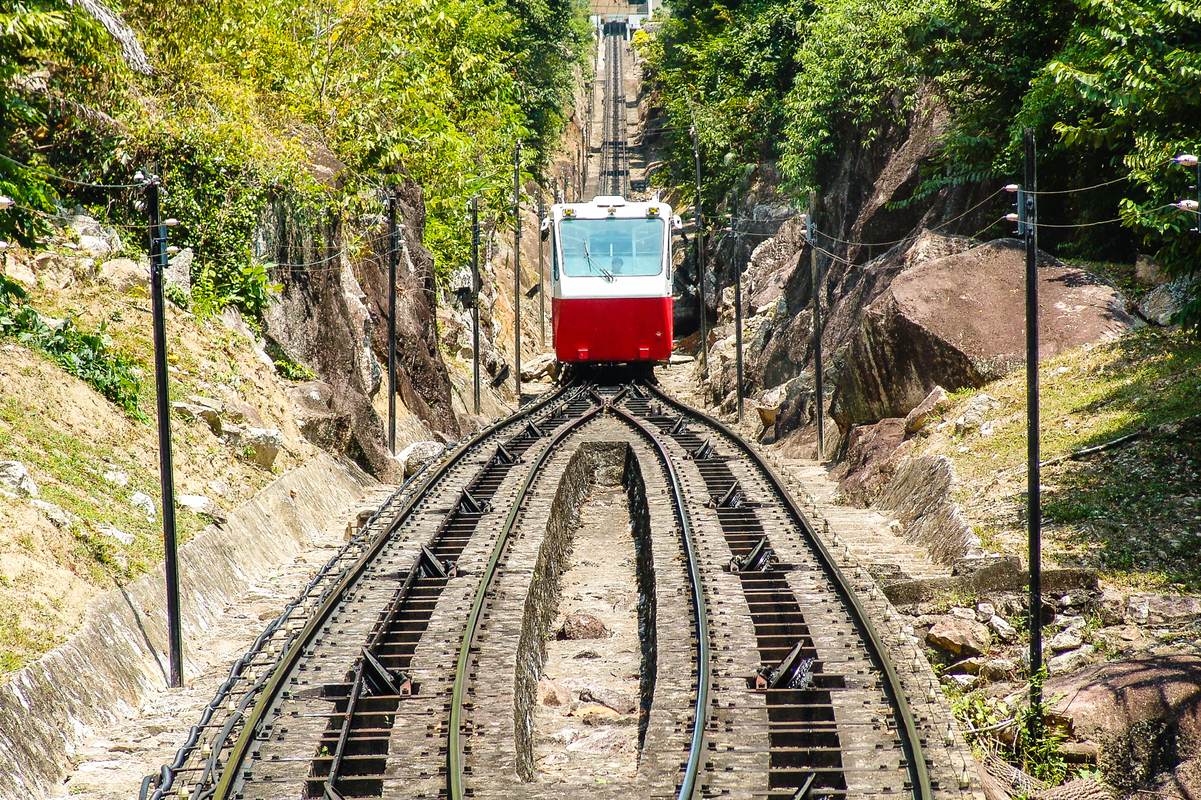  visiting Malaysia Penang-Railway-www.istockphoto.comgbphotored-rack-railway-climing-up-the-hill-gm465136969-33228154-Purple-Gecko