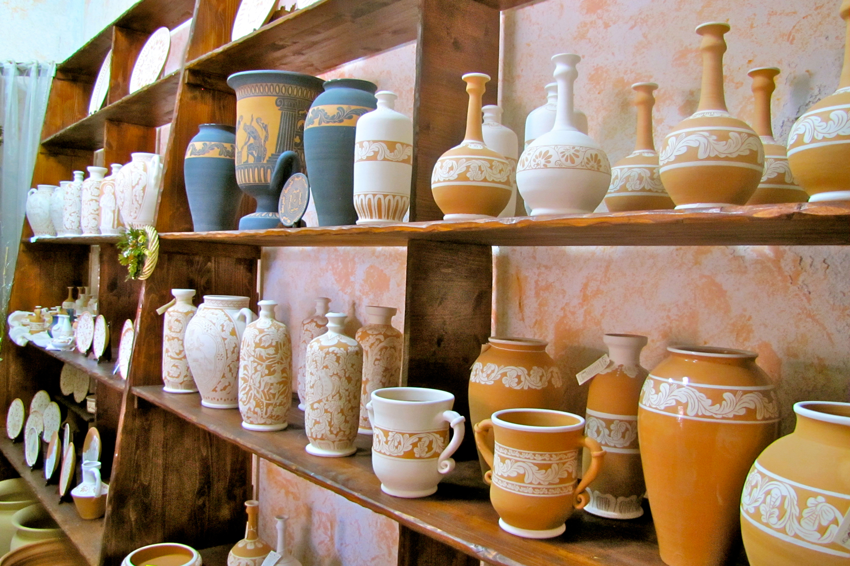 la dolce vita in Italy PotteryofSquillace-CREDIT-MichelleFabio