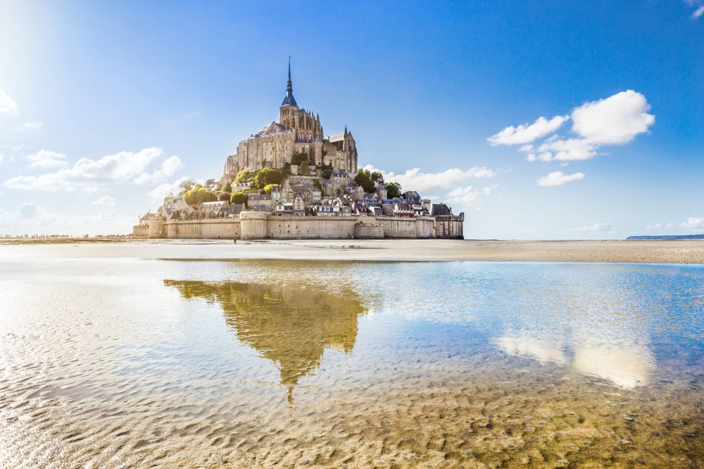 Black Friday Travel Offers Mont-Saint-Michel-Normandy-France-www.istockphoto.com_gb_photo_mont-saint-michel-normandy-france-gm492943036-76608427-bluejayphoto