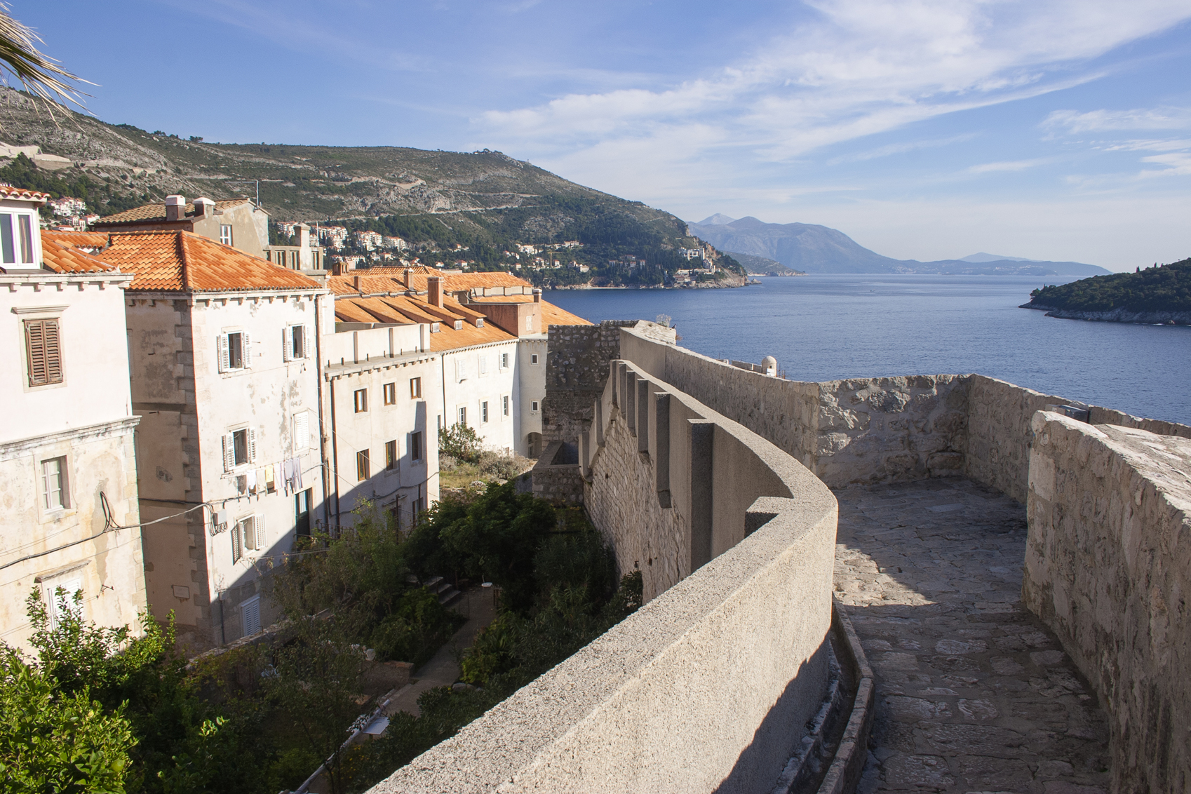 24 hours in Dubrovnik Old-City-Walls-Dubrovnik-www.istockphoto.com_gb_photo_southern-perimeter-of-old-city-walls-dubrovnik-croatia-gm497444222-79116293-coastalrunner