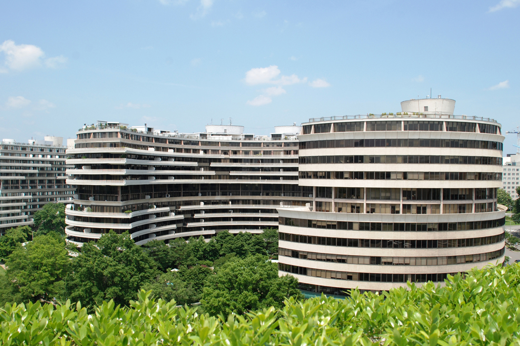 Washington DC Film Locations Watergate-www.istockphoto.comgbphotowatergate-gm149069840-9734449-Khabar