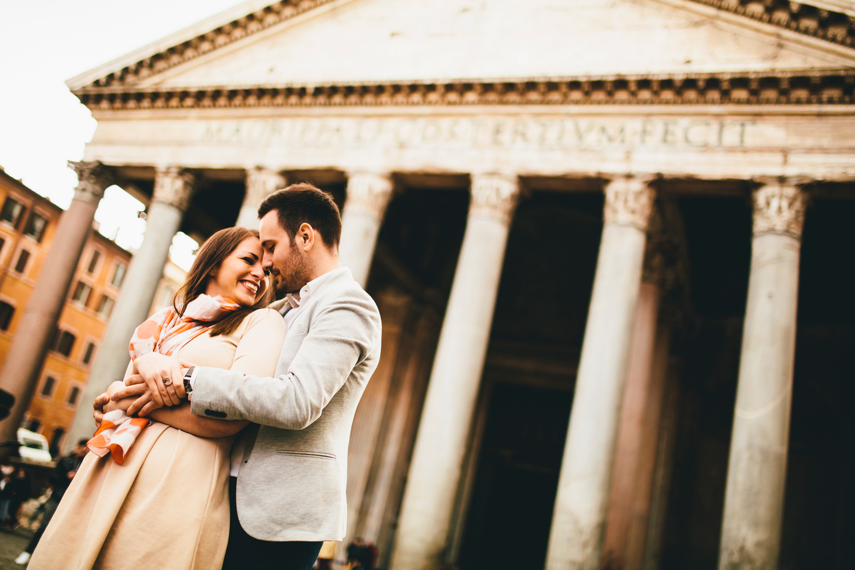 Romantic Things to do in Rome Loving-couple-in-front-of-Pantheon-www.istockphoto.comgbphotoloving-couple-in-front-of-the-pantheon-in-rome-gm657772654-119909569-boggy22