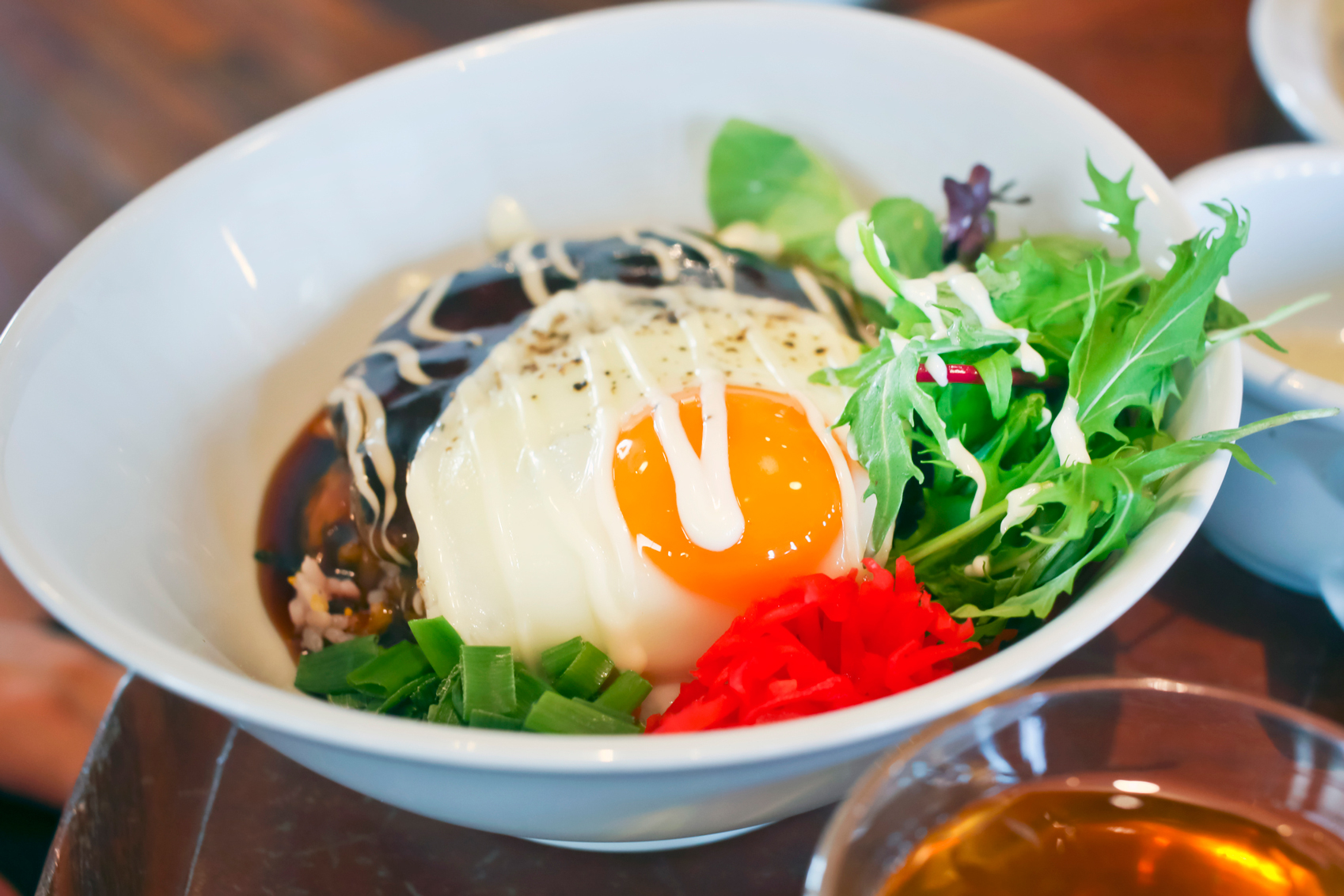 Hawaiian dishes Loco-Moco-www.istockphoto.comgbphotoloco-moco-rice-bowl-gm636647048-113062411-JianGang-Wang