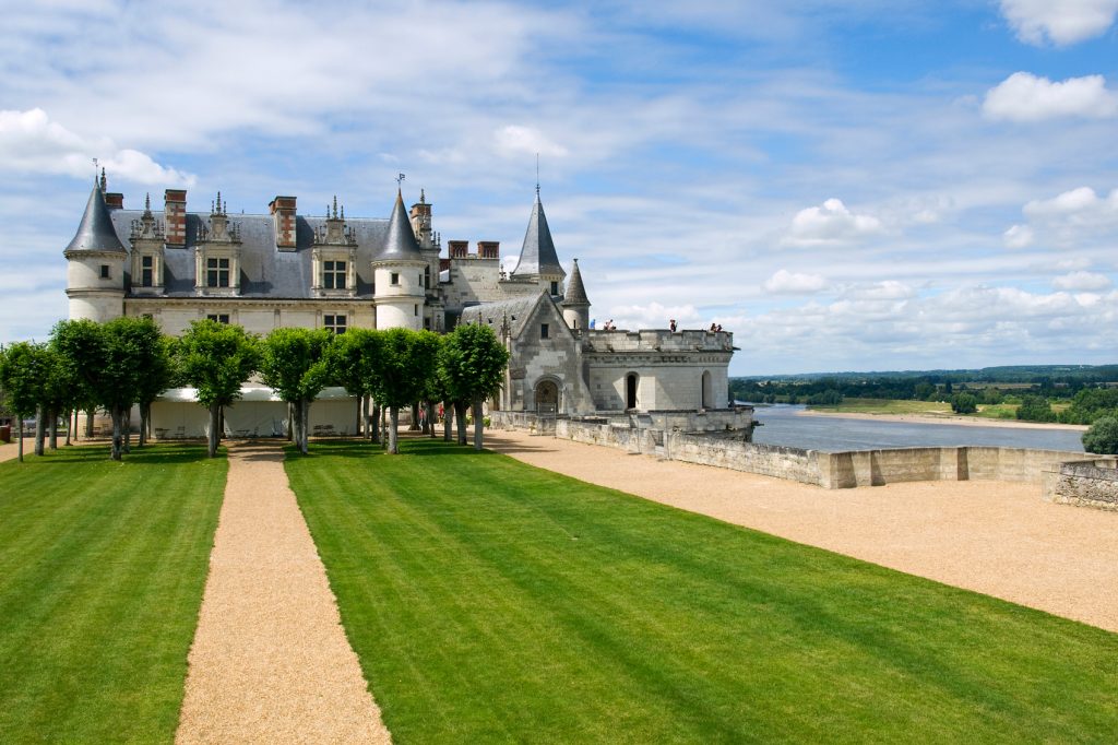 Beautiful Castles in France RS10079_France-LoireValley-AmboiseCastle-99691417 © Victor Pelaez