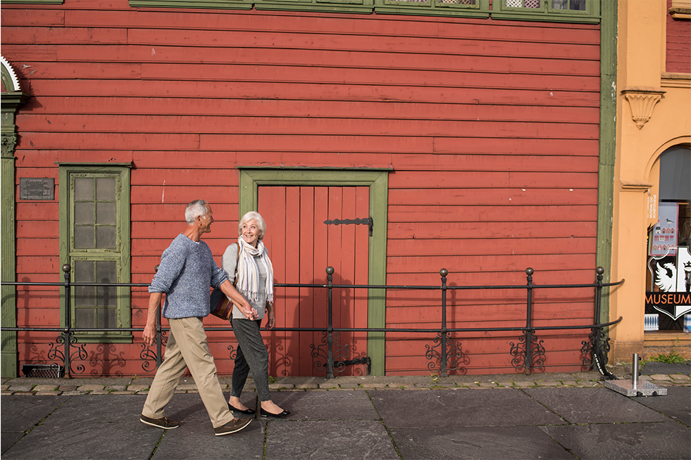 Couple travelling Europe