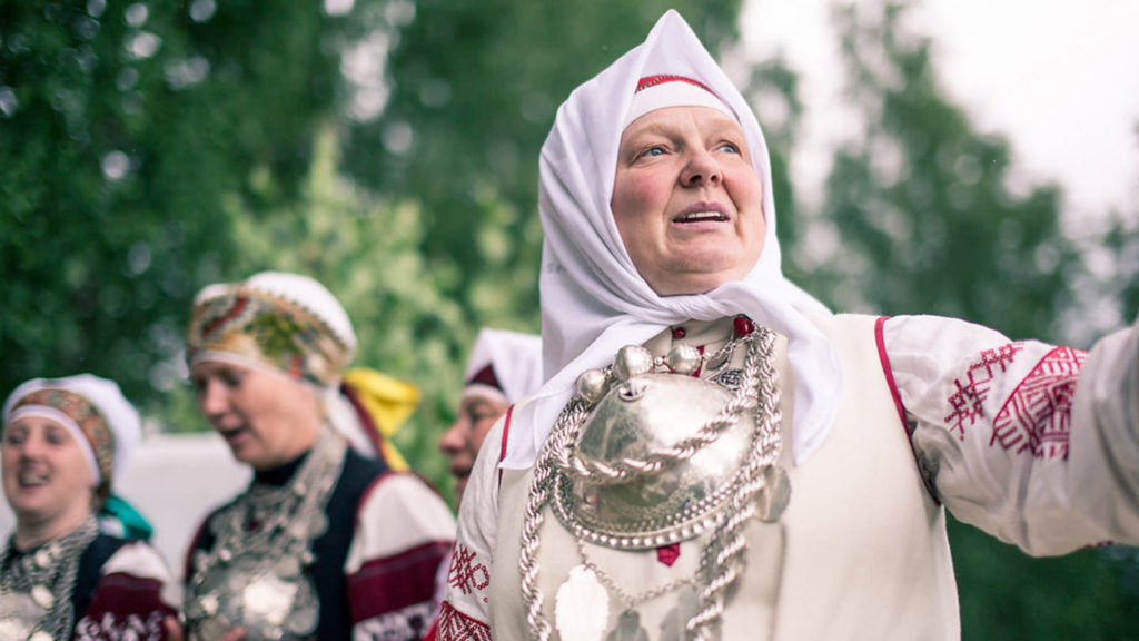 Women singing seto - facts about Estonia