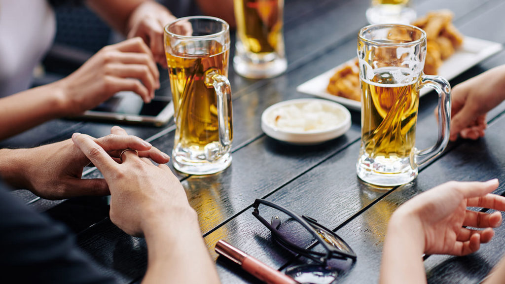 People drinking beer