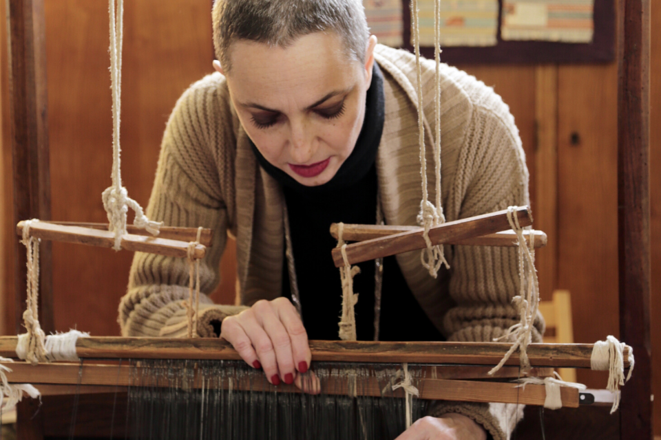 Marta doing Perugian weaving