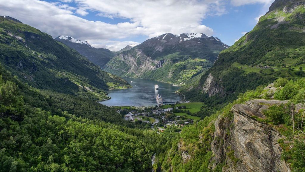 green mountains blue fjord geirangerfjord norway