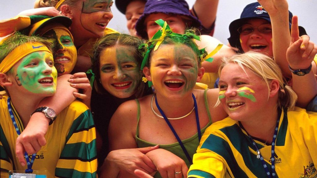 australians dressed in green and gold what aussies love about australia