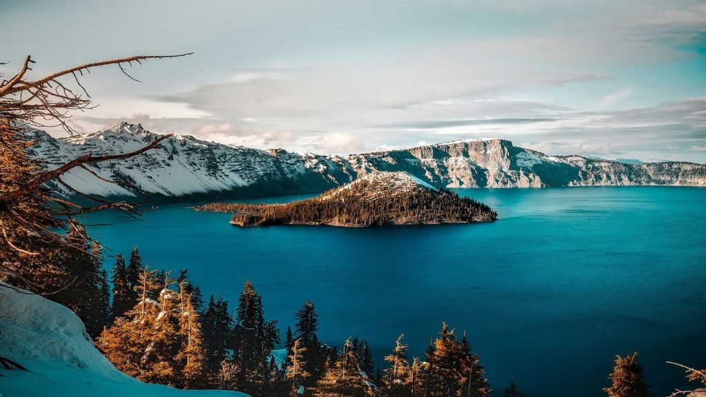 Crater Lake snowy mountains Oregon things you may not know about America