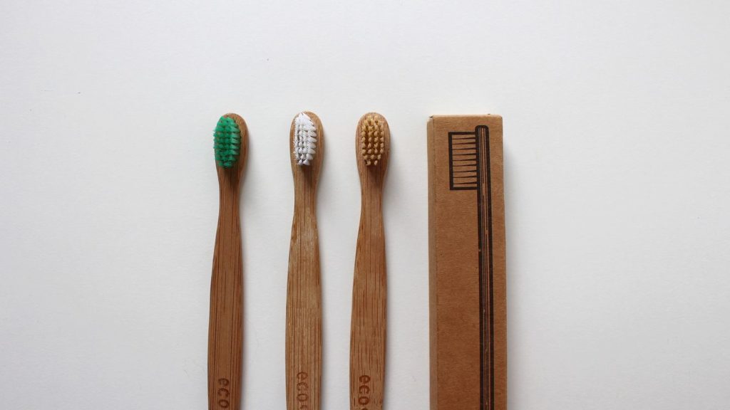 bamboo toothbrushes ways to reduce waste
