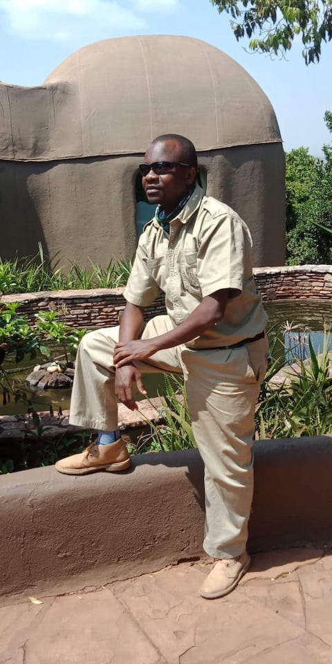 MAASAI SAFARI GUIDE DEDAN