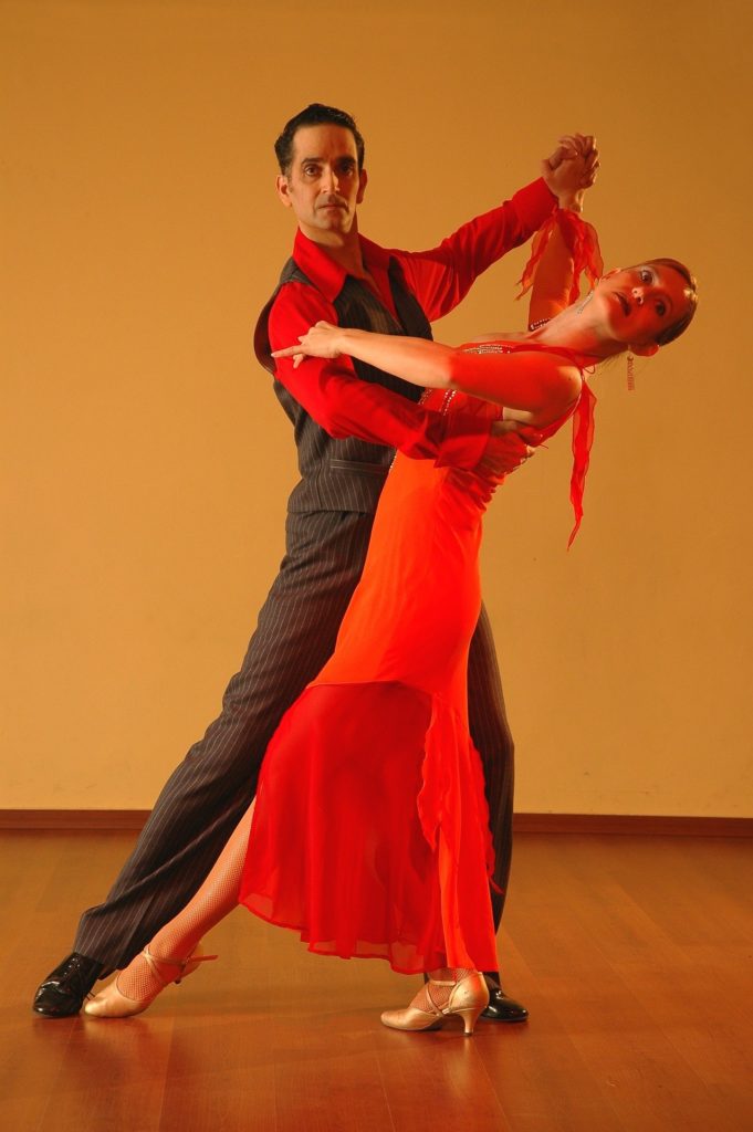 Live tango show with professional dancers in Argentina