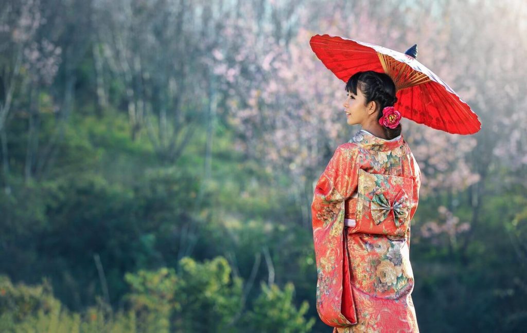 woman in a kimono with parasol Asia bucket list