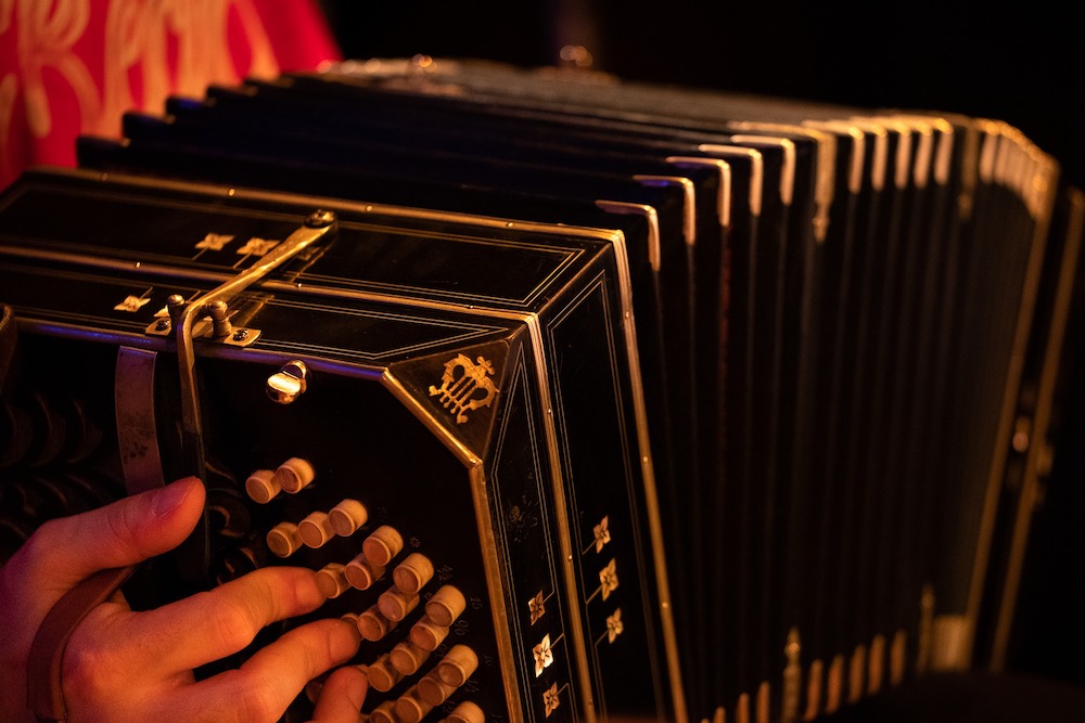 Musician playing the ‘bandonéon’ or bandoneon.