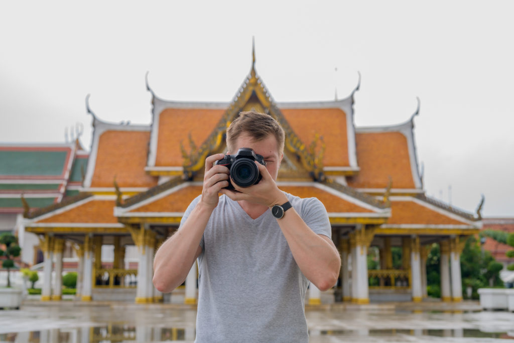 Visit the temples of Bangkok, Thailand
