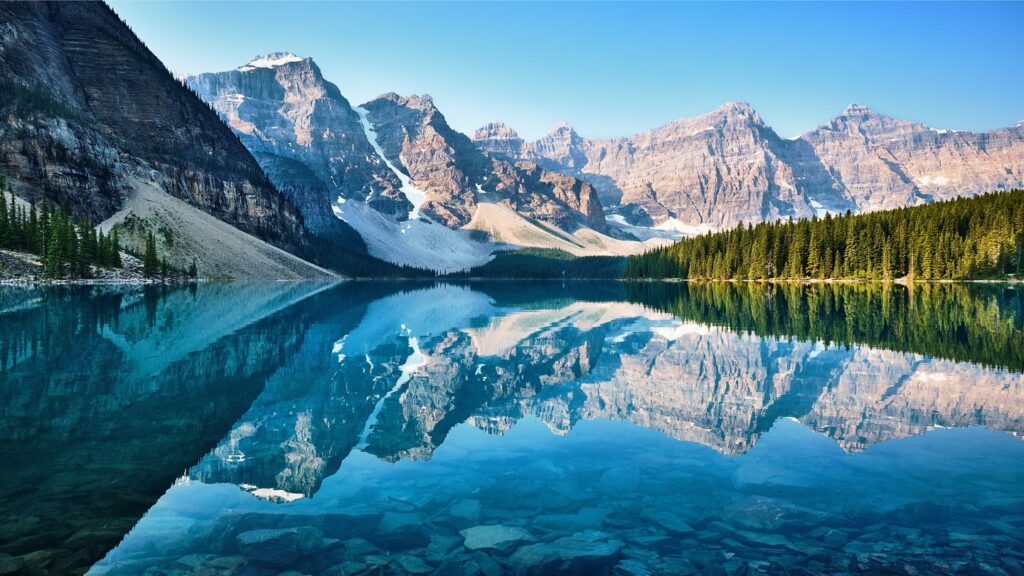 lake moraine canada