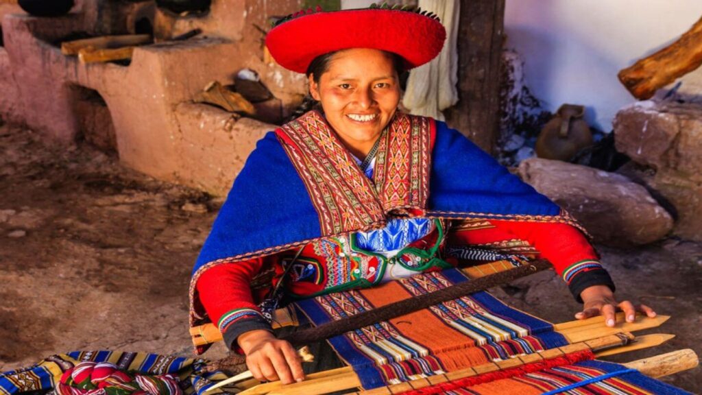 Quechuan weaver in Peru