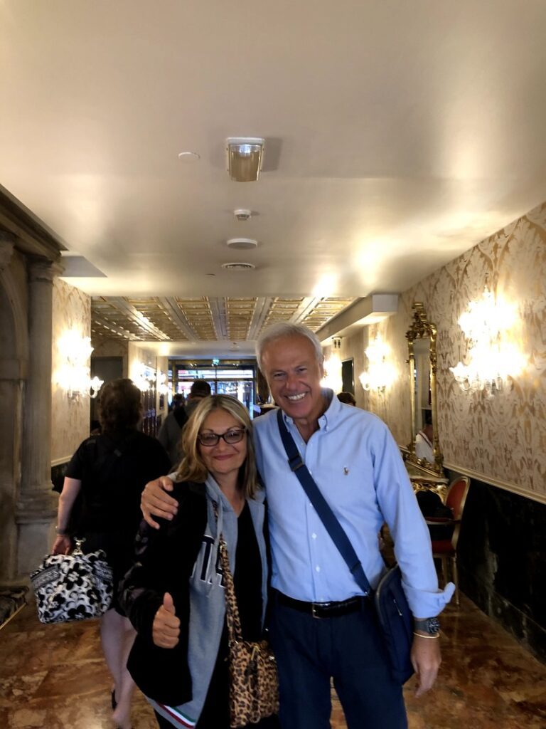 Trafalgar guest Suzanne with fellow travellers in Italy