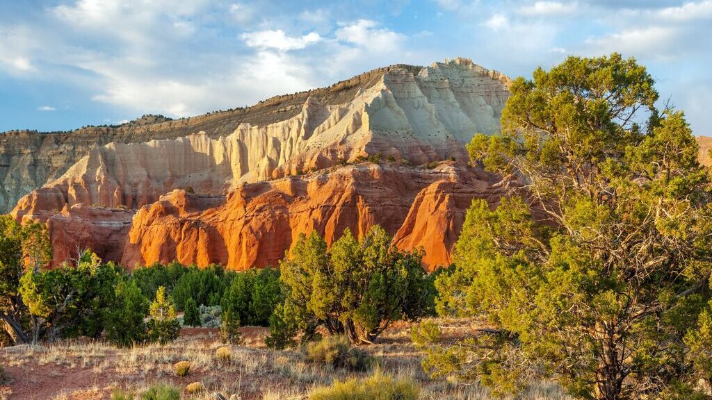 Red sandstone cliffs, Kodachrome basin national park, Utah