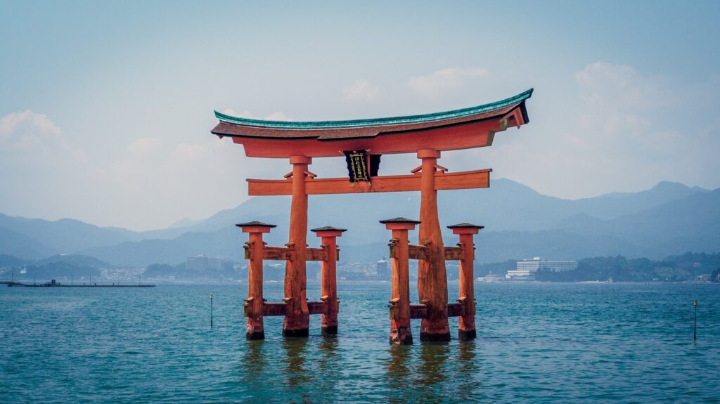 The floating torii gate in Miyajima Island