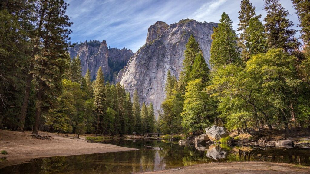 El Capitain in Yosemite National Park is one of the best things to do in Northern California