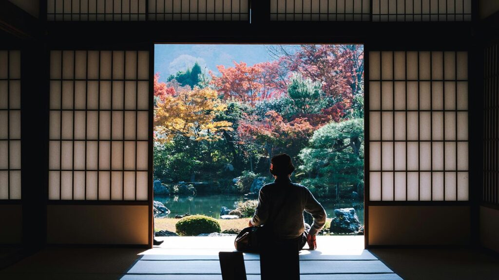 Visit Japan in the fall and see beautiful autumn foliage during the shoulder season