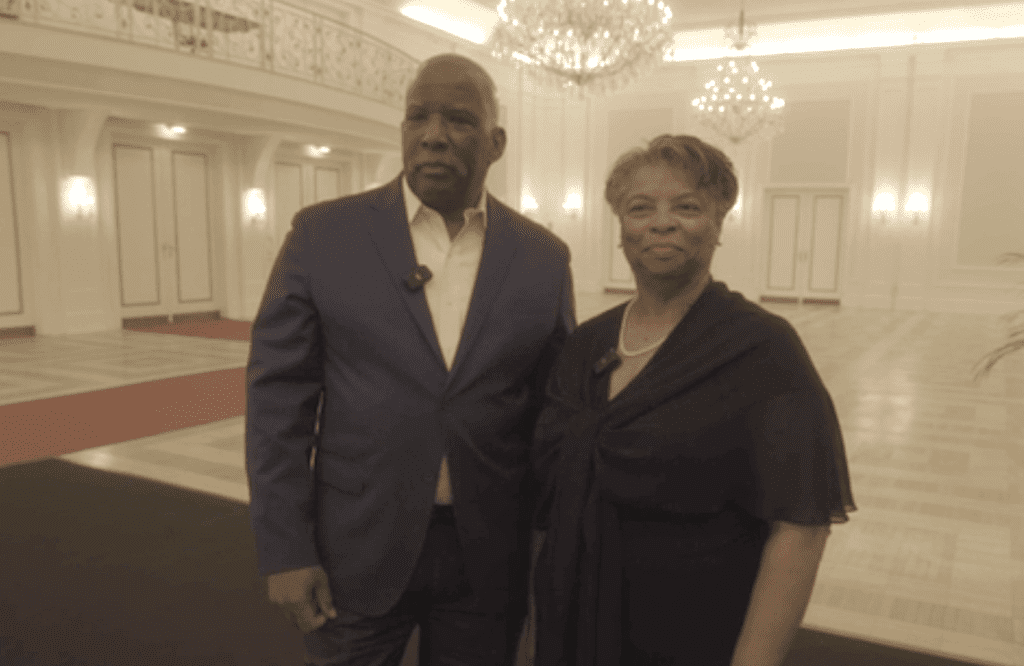 Joe and Tilly - travel agents