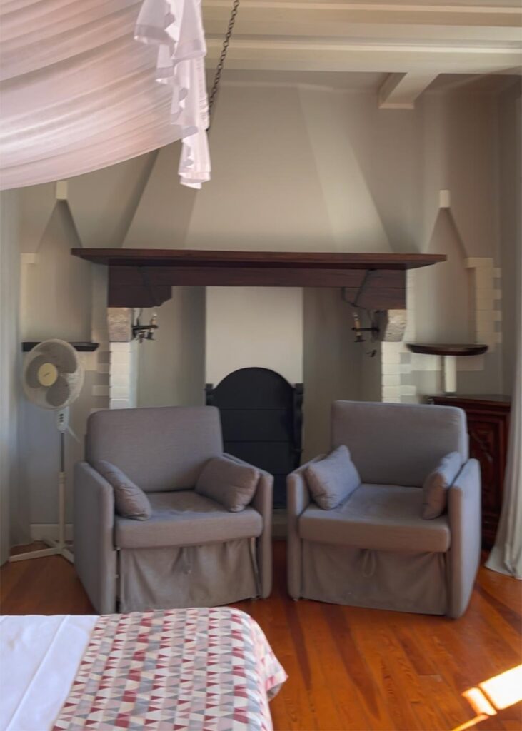 Interior of one of the bedrooms at Villa Toscanini
