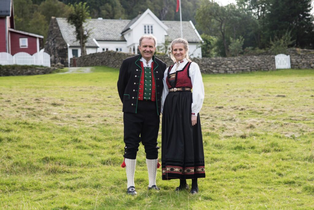 Øvre-Eide Farm Be My Guest hosts