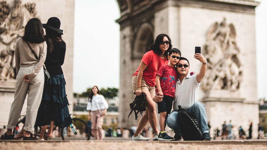 Family in Paris