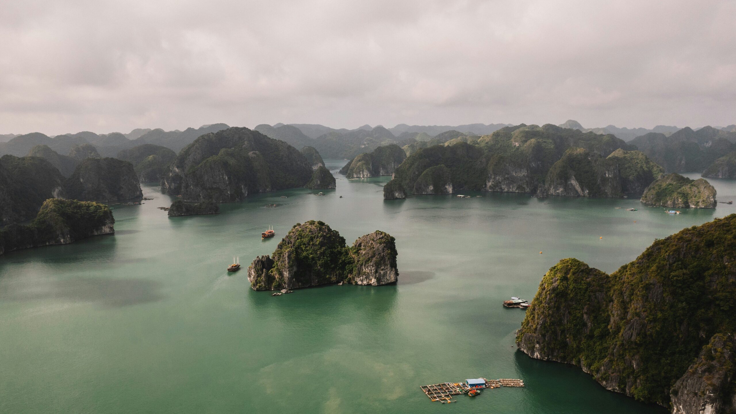 halong bay, vietnam