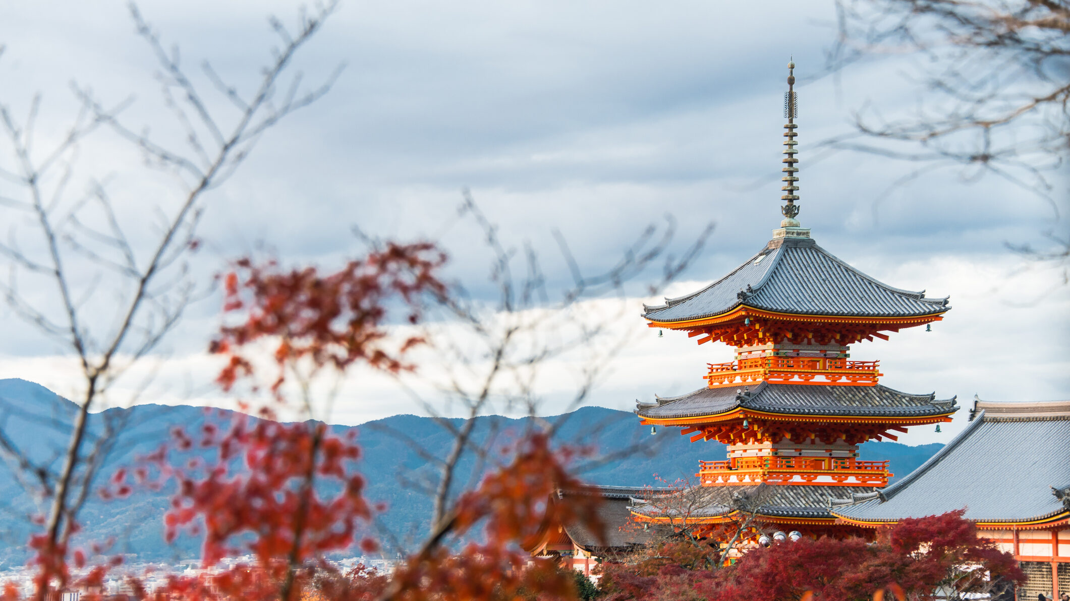 beautiful Japanese landscapes Kiyomizu-dera Pagoda in Kyoto