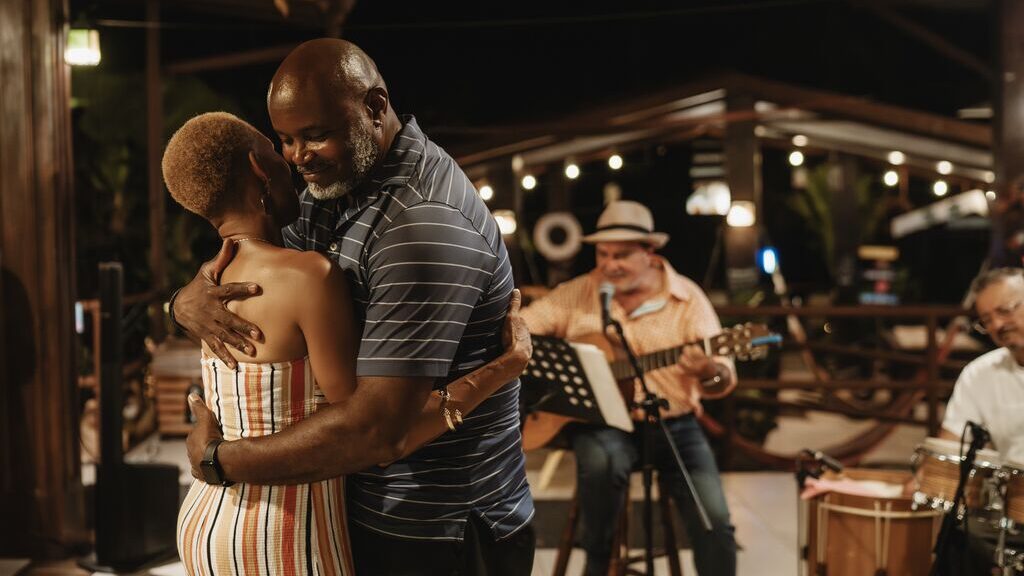 cheryl and al slow dancing in costa rica