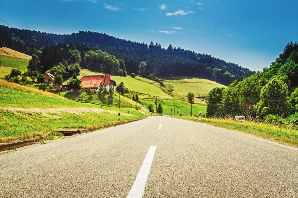 8 wonderfully scenic driving routes in Europe - Real Word