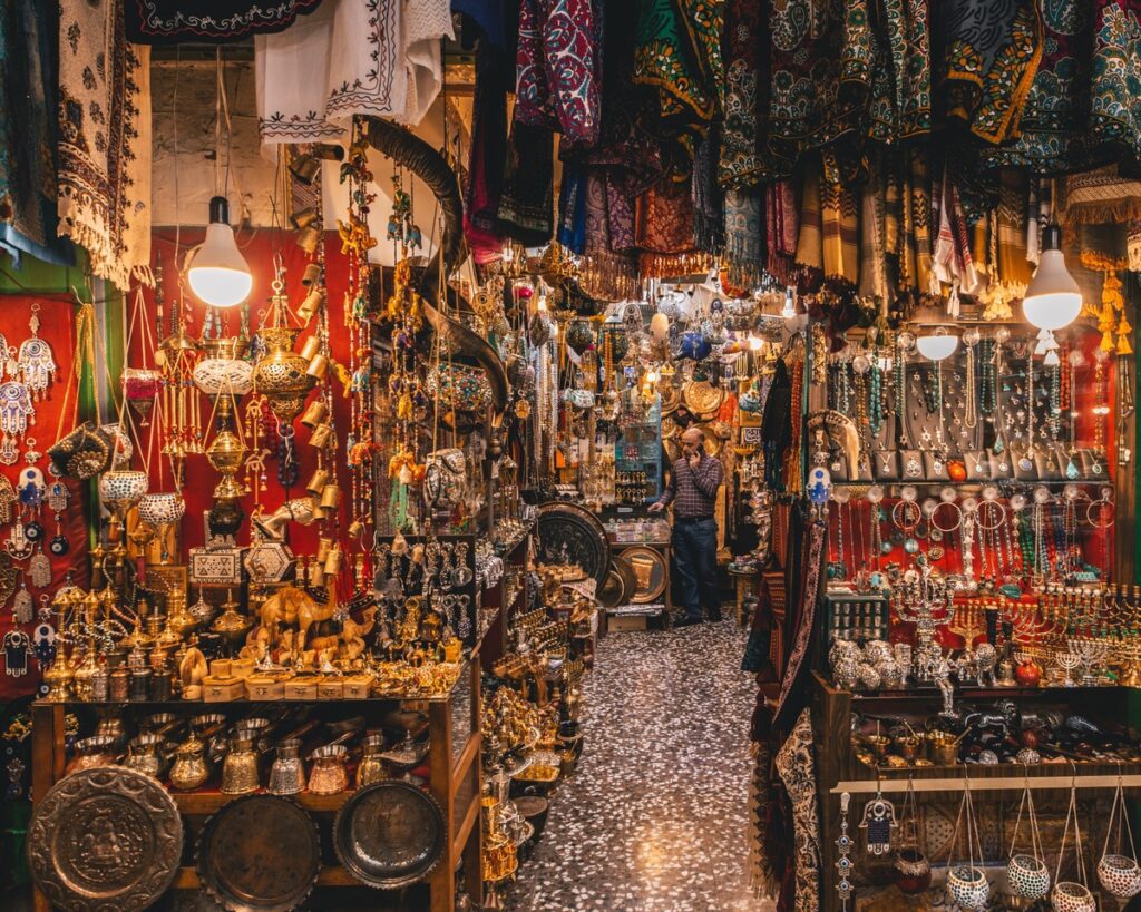 The ultimate cheat sheet to bartering in souks and markets