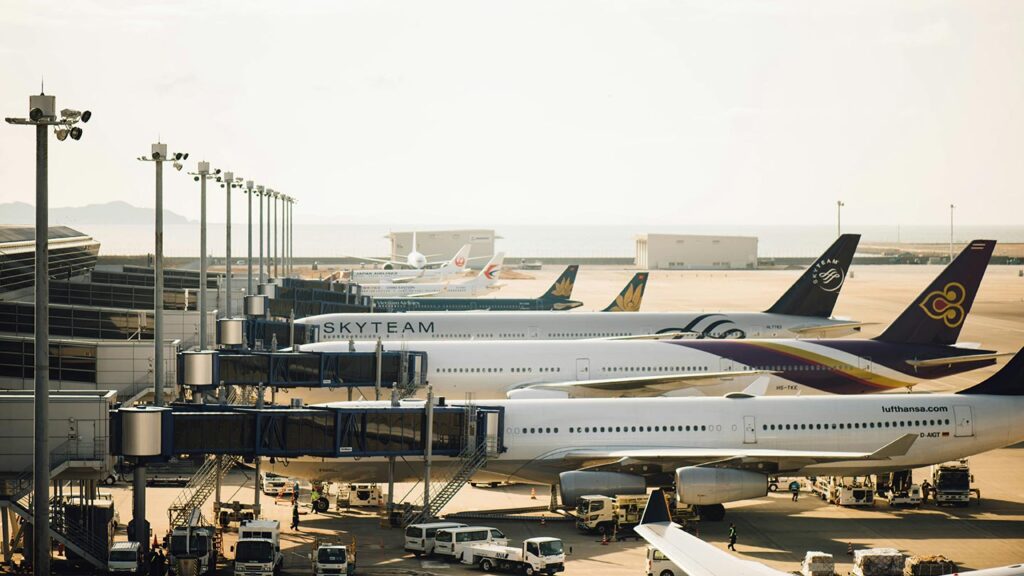 Flight hacks: When to book your flights for the best prices
